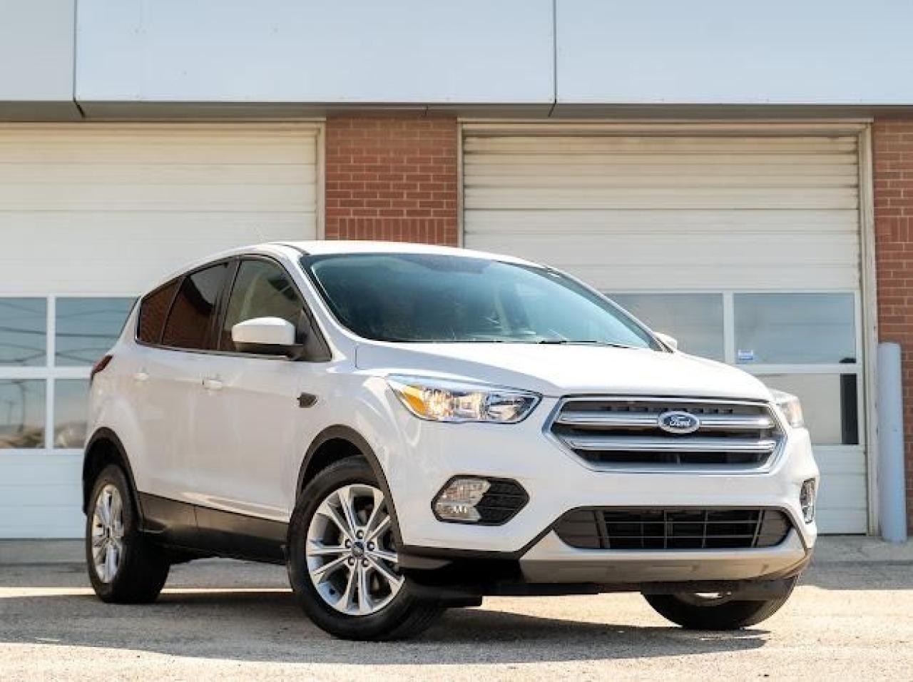 2019 Ford Escape SE - Photo #3