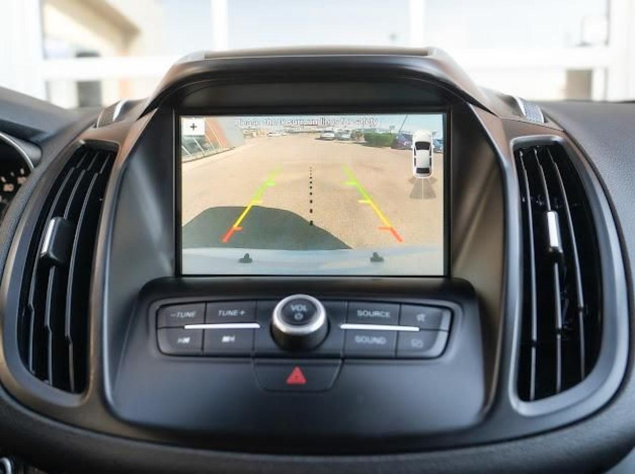 2019 Ford Escape SE - Photo #23
