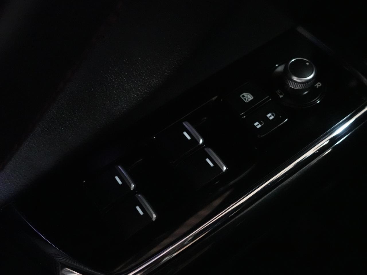 2022 Mazda CX-9 KURO | AWD | Nav | Red Leather | Sunroof | CarPlay