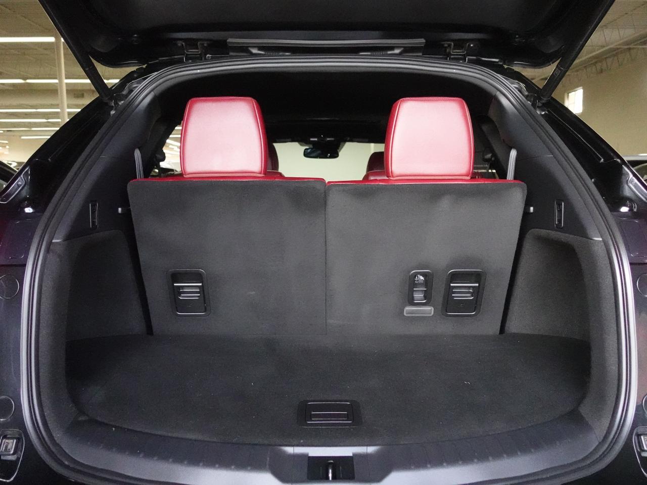 2022 Mazda CX-9 KURO | AWD | Nav | Red Leather | Sunroof | CarPlay