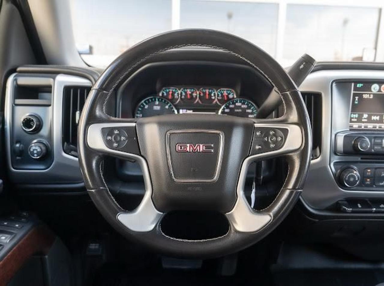 2018 GMC Sierra 1500 SLE - Photo #20