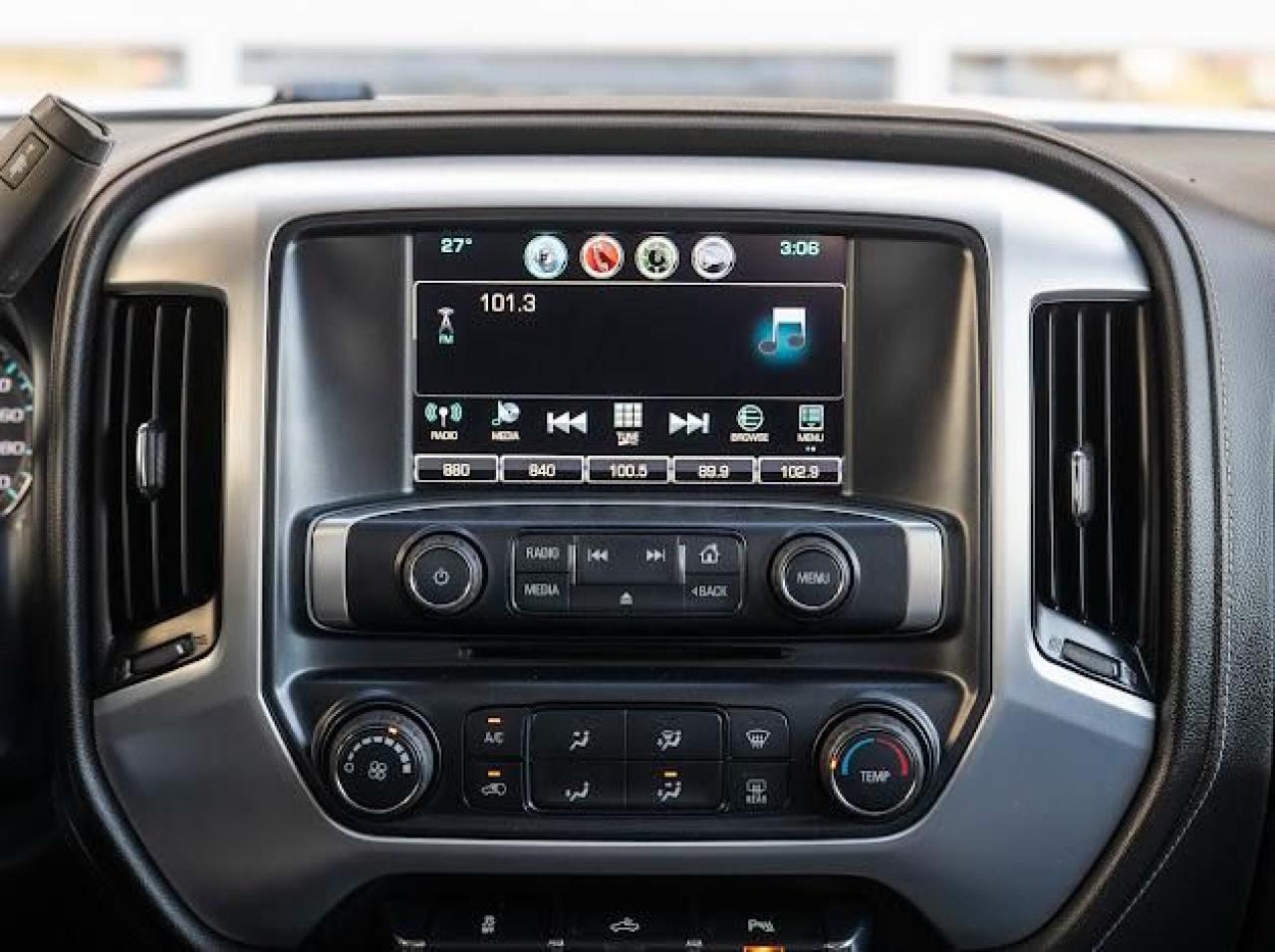 2018 GMC Sierra 1500 SLE - Photo #21