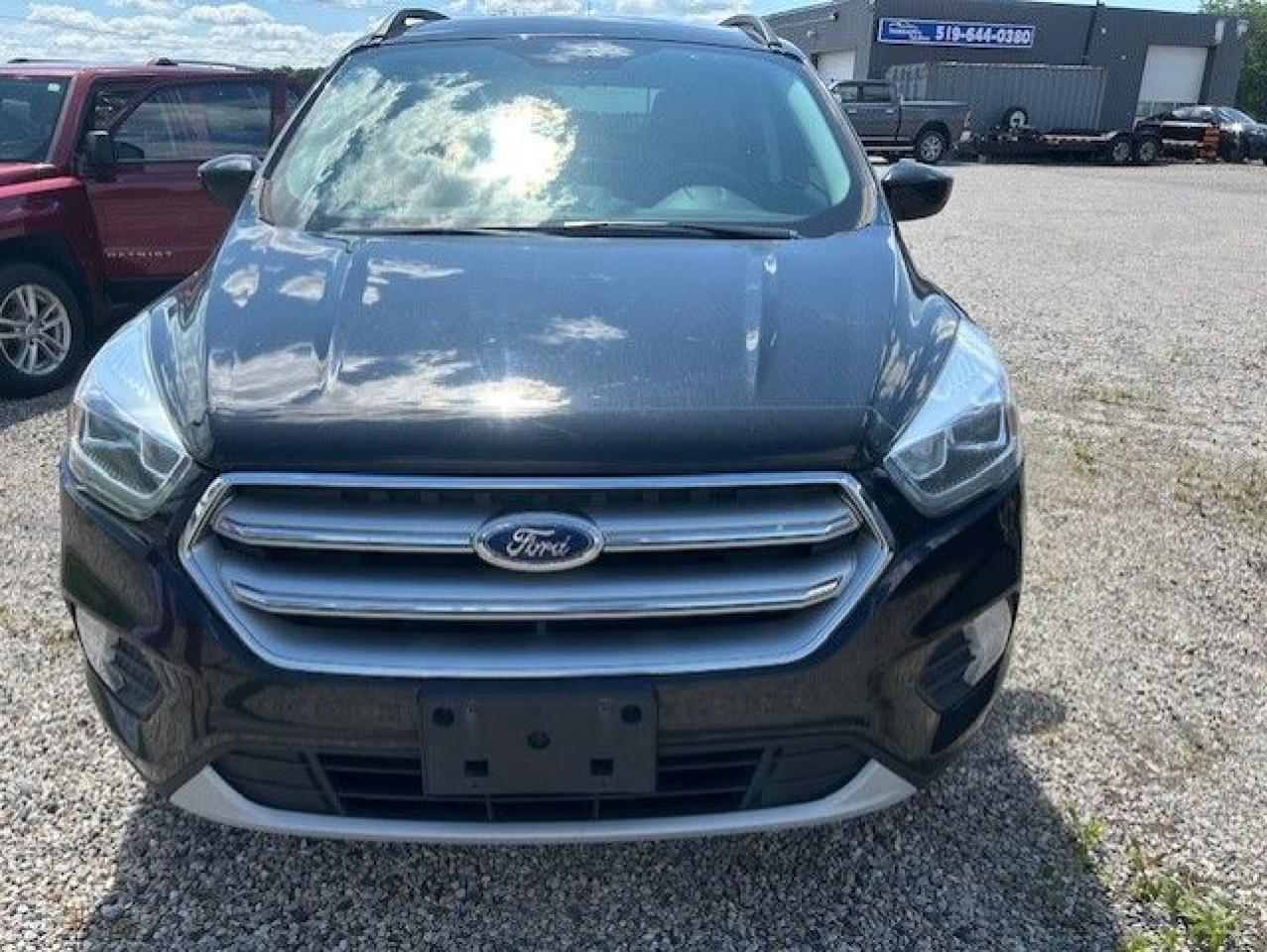 2017 Ford Escape 4WD 4dr SE Photo2