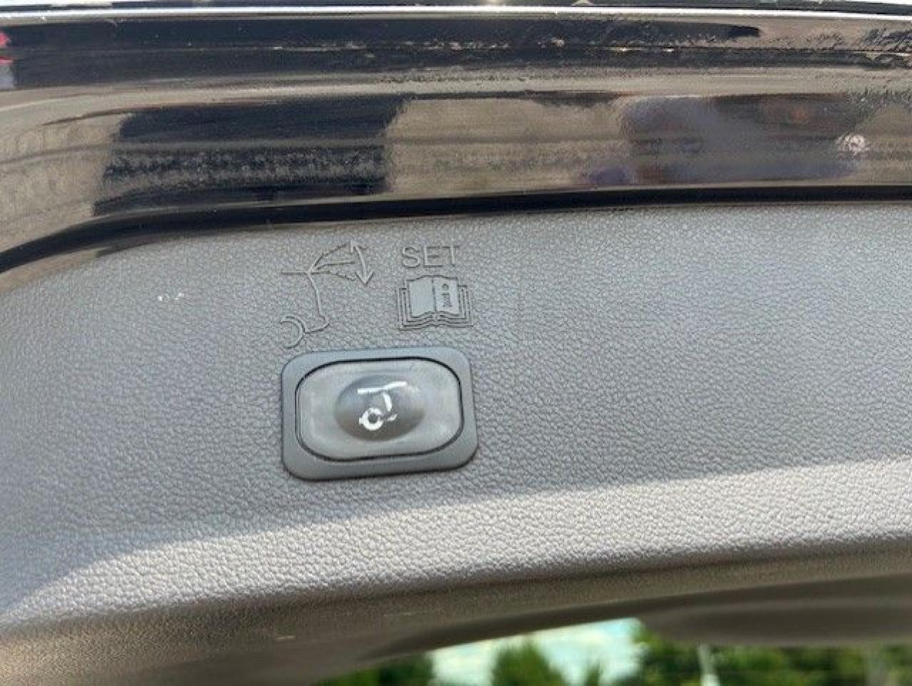 1755198496749