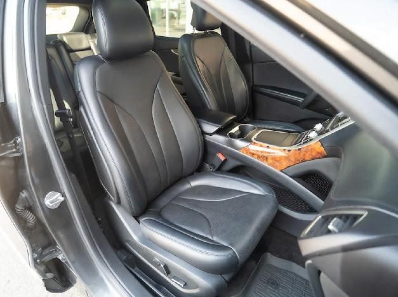 2018 Lincoln MKX Reserve - Photo #9
