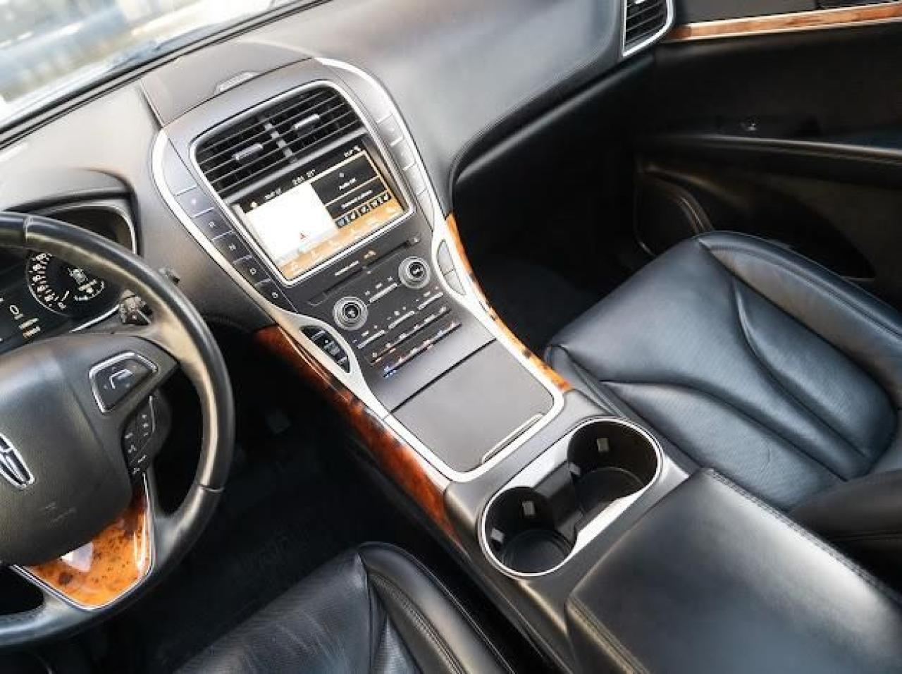 2018 Lincoln MKX Reserve - Photo #18