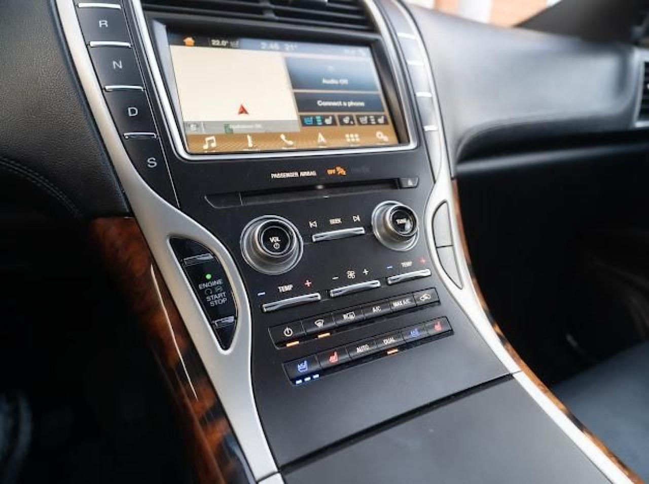 2018 Lincoln MKX Reserve - Photo #21