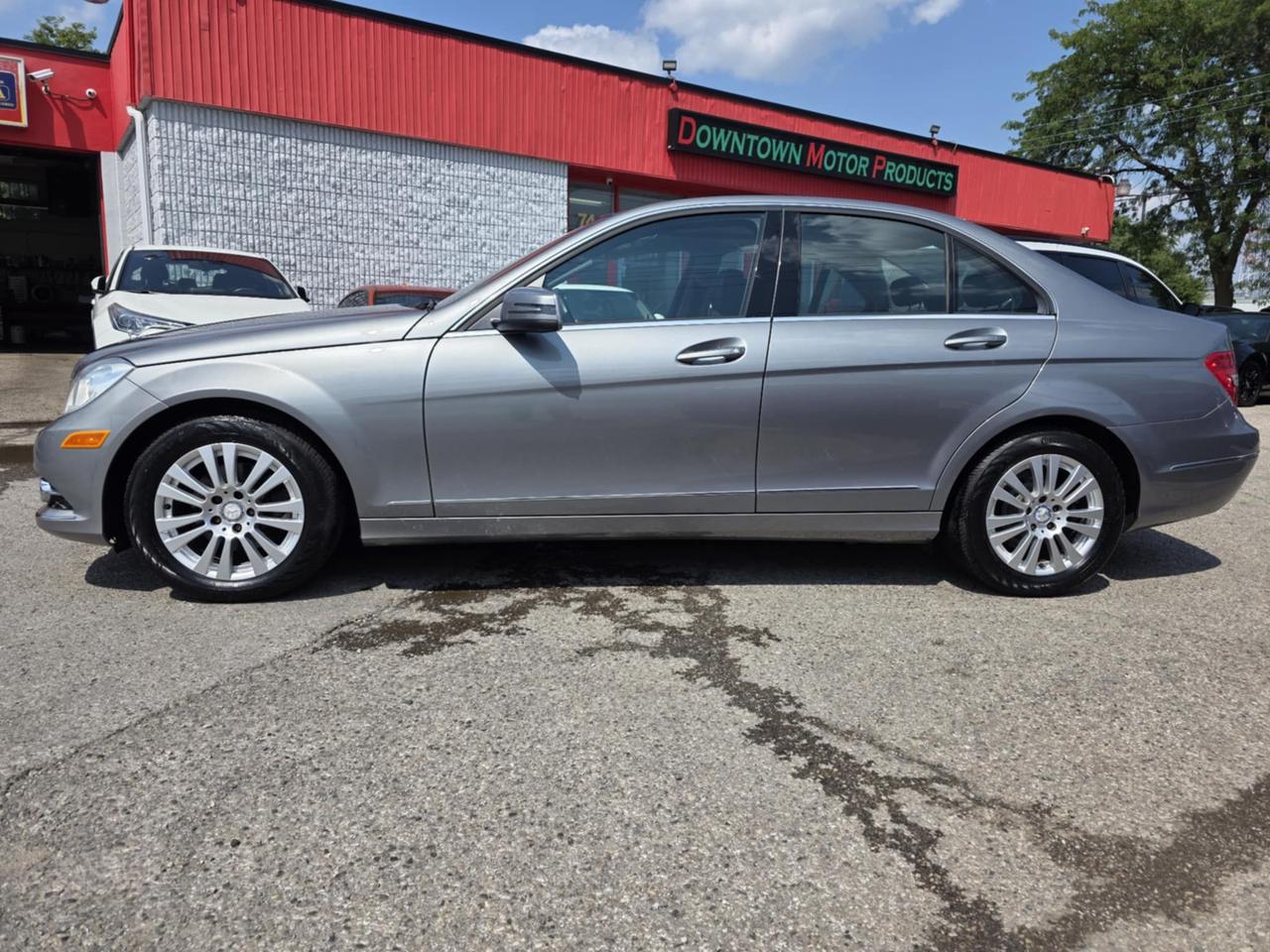 2012 Mercedes-Benz C-Class C250 4MATIC Photo