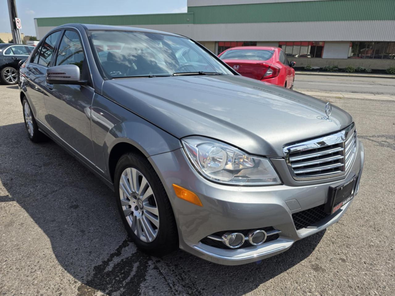 2012 Mercedes-Benz C-Class C250 4MATIC Photo