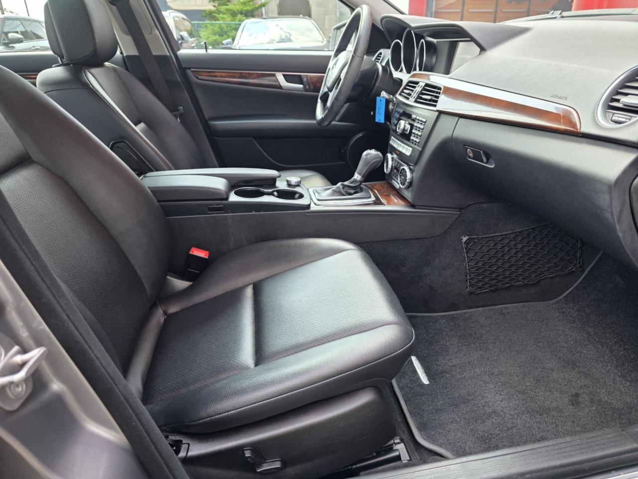 2012 Mercedes-Benz C-Class C250 4MATIC Photo