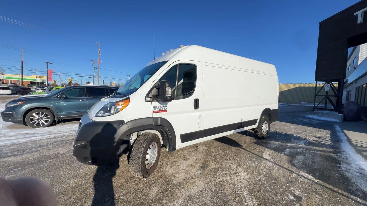 2021 RAM 2500 ProMaster High Roof 3 PASSENGER, BLUETOOTH!! Photo3