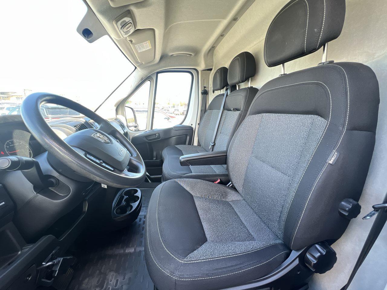 2021 RAM 2500 ProMaster High Roof 3 PASSENGER, BLUETOOTH!! Photo