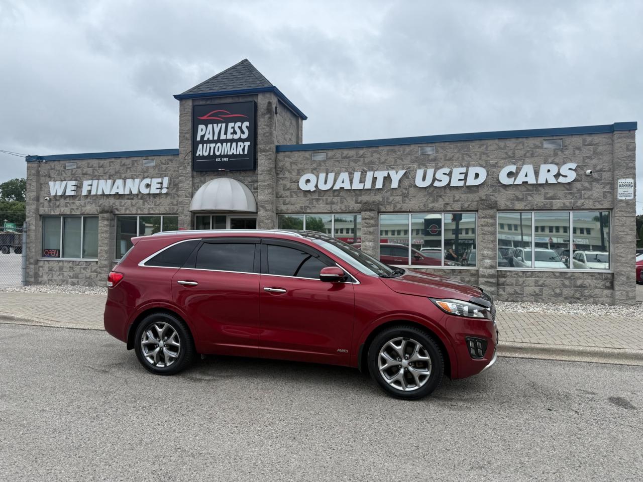 Used 2017 Kia Sorento 3.3L SX+ for sale in Sarnia, ON