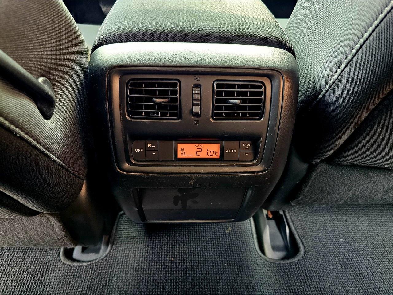2017 Nissan Pathfinder 2WD 4DR S - Photo #13