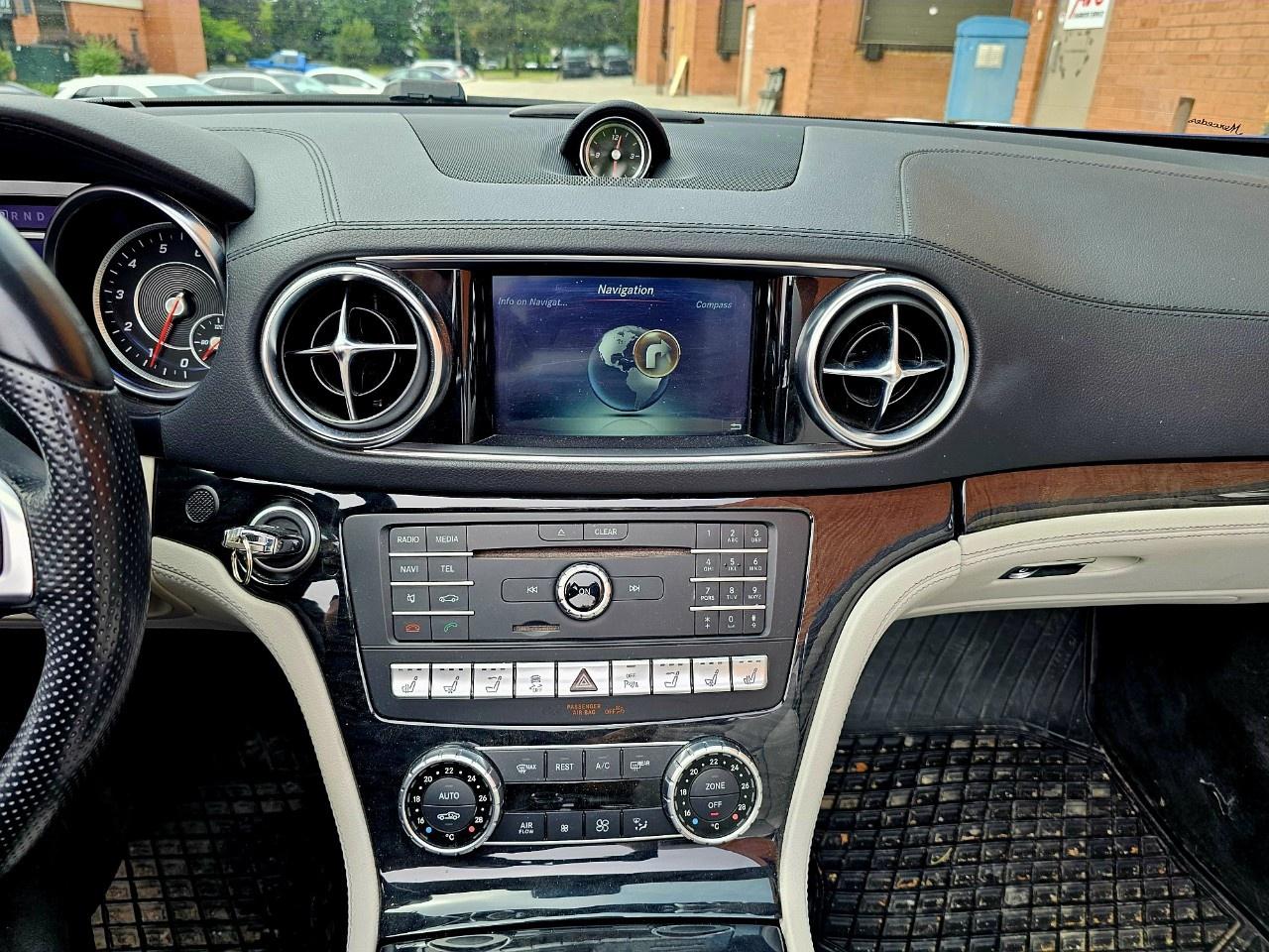 2017 Mercedes-Benz SL-Class SL 450 Roadster - Photo #19