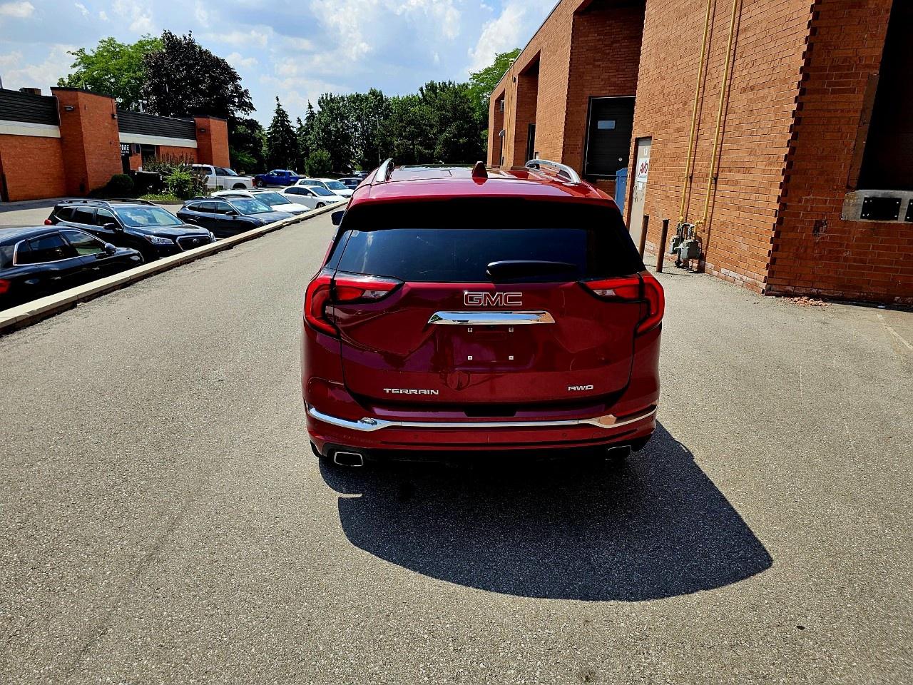 2019 GMC Terrain AWD Denali - Photo #6