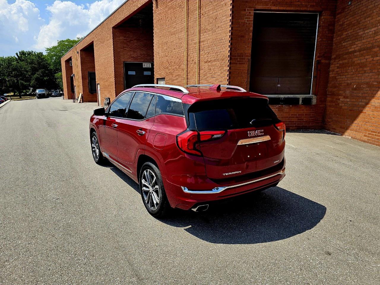 2019 GMC Terrain AWD Denali - Photo #7