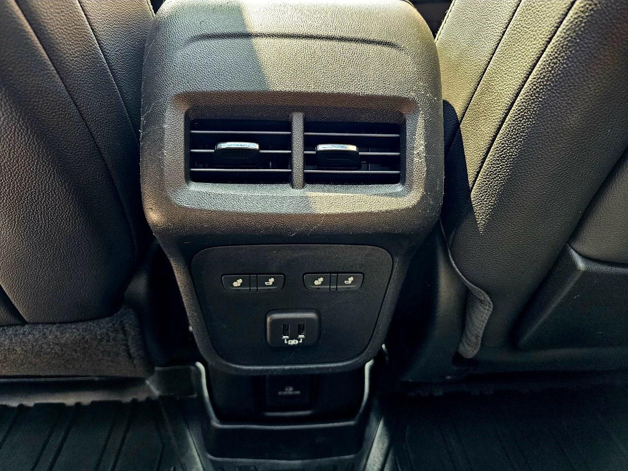 2019 GMC Terrain AWD Denali - Photo #17