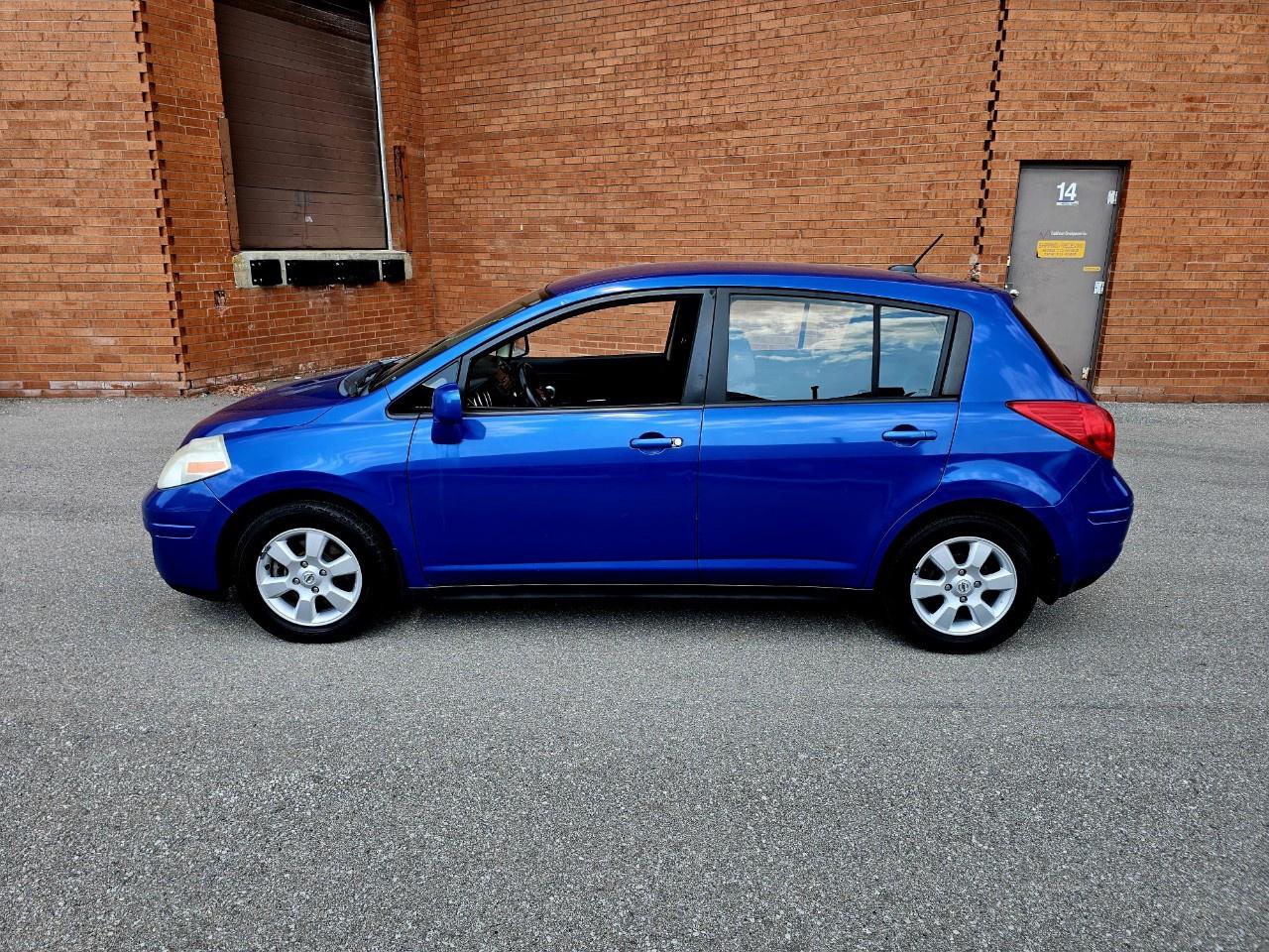 2008 Nissan Versa 5dr HB I4 CVT 1.8 SL - Photo #7