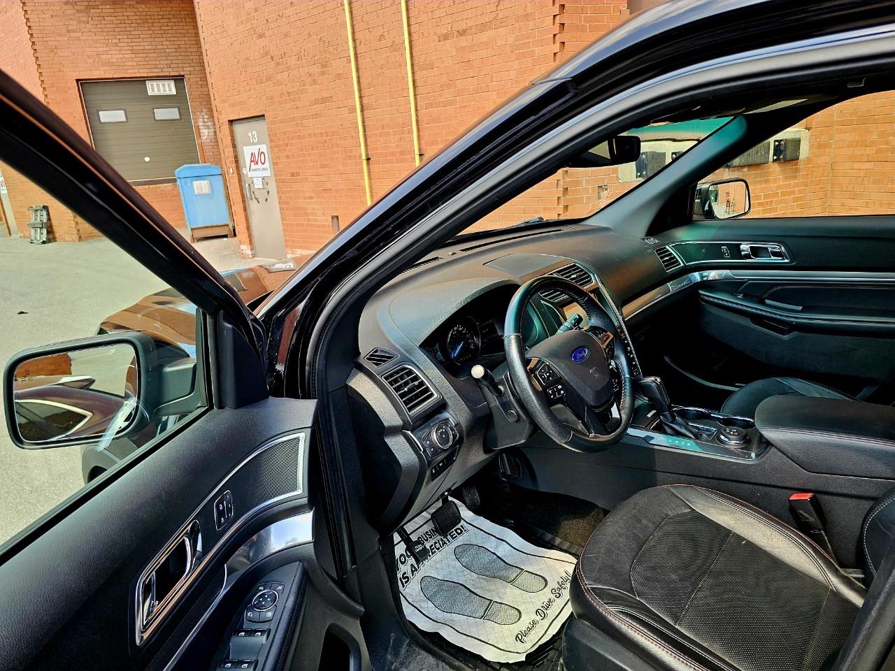 2018 Ford Explorer Sport 4WD - Photo #14