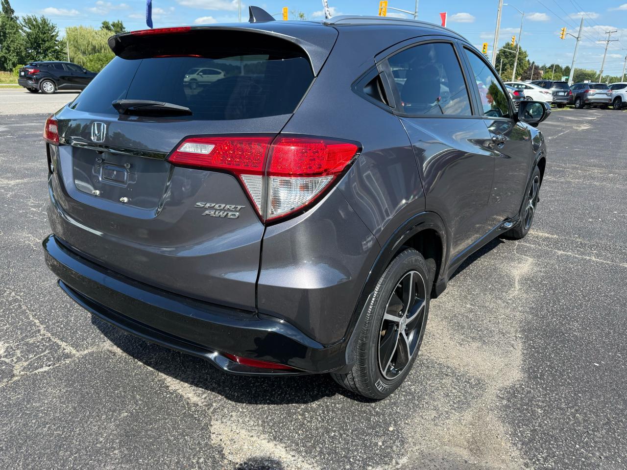 2019 Honda HR-V Sport Photo24