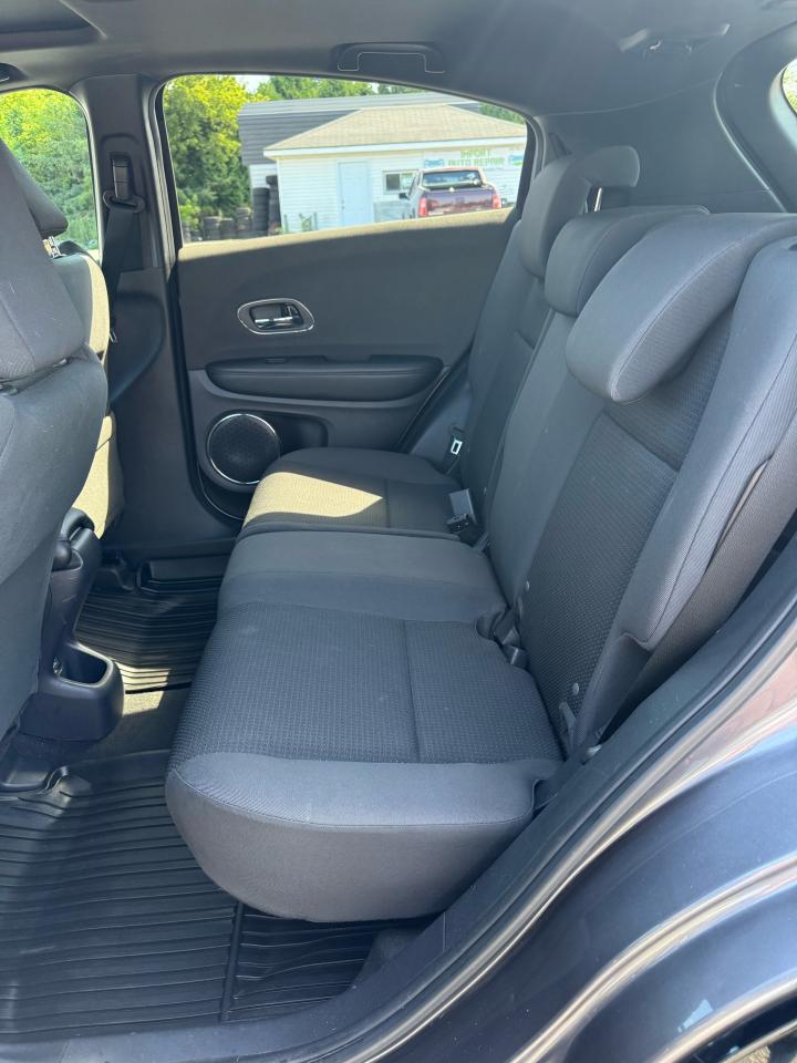 2019 Honda HR-V Sport Photo33