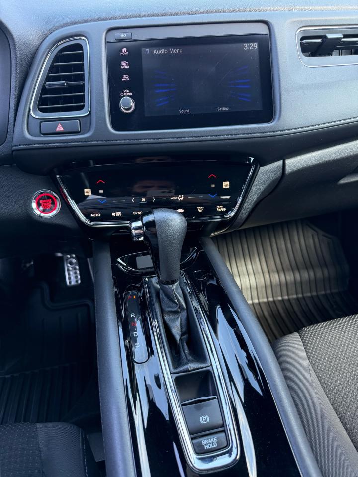2019 Honda HR-V Sport Photo34