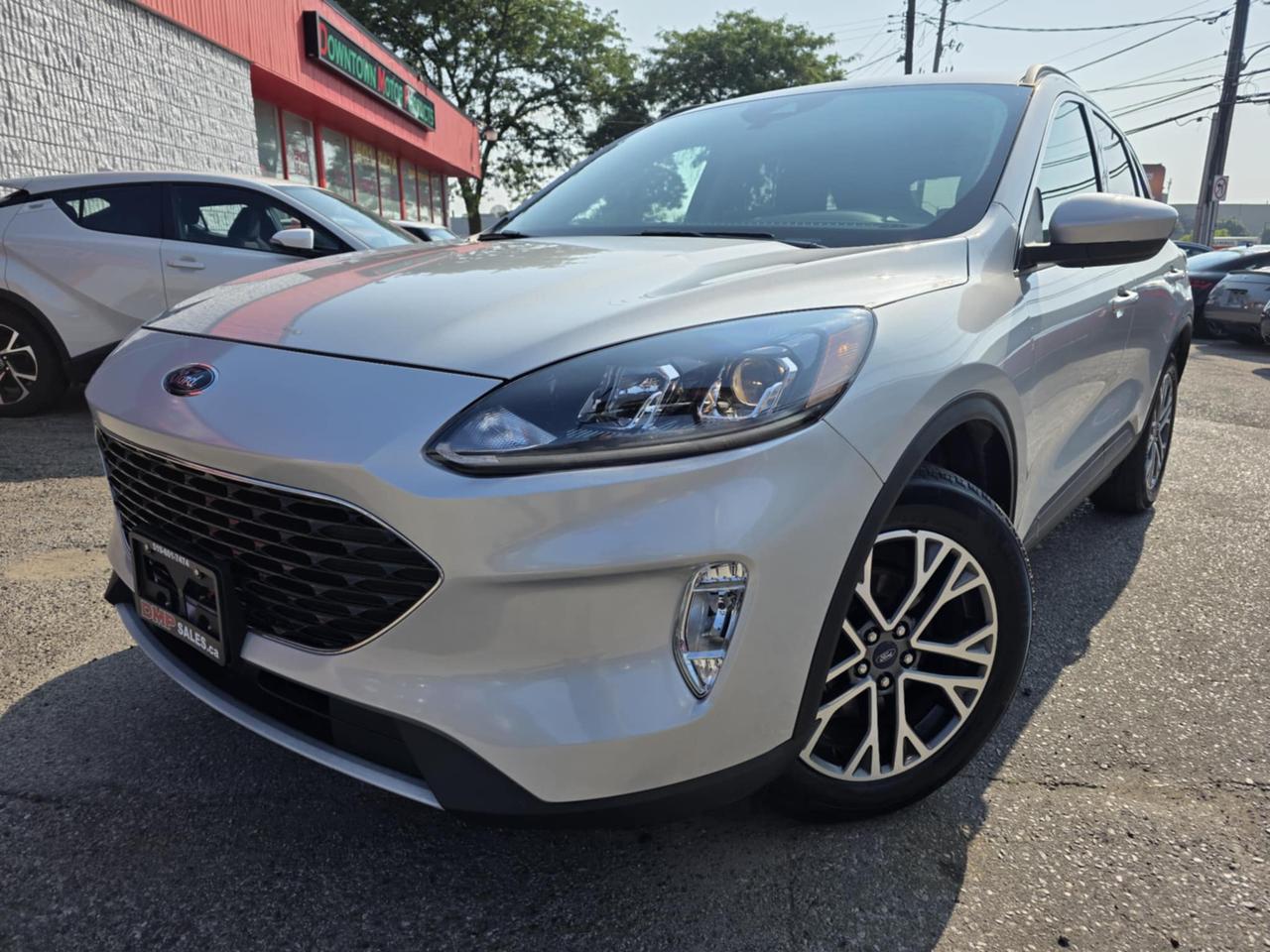 2020 Ford Escape SEL AWD Photo1