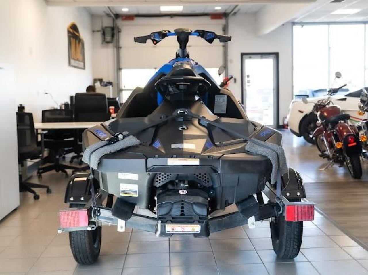 2023 Sea-Doo SPARK 2-UP TRIXX 900 - Photo #9