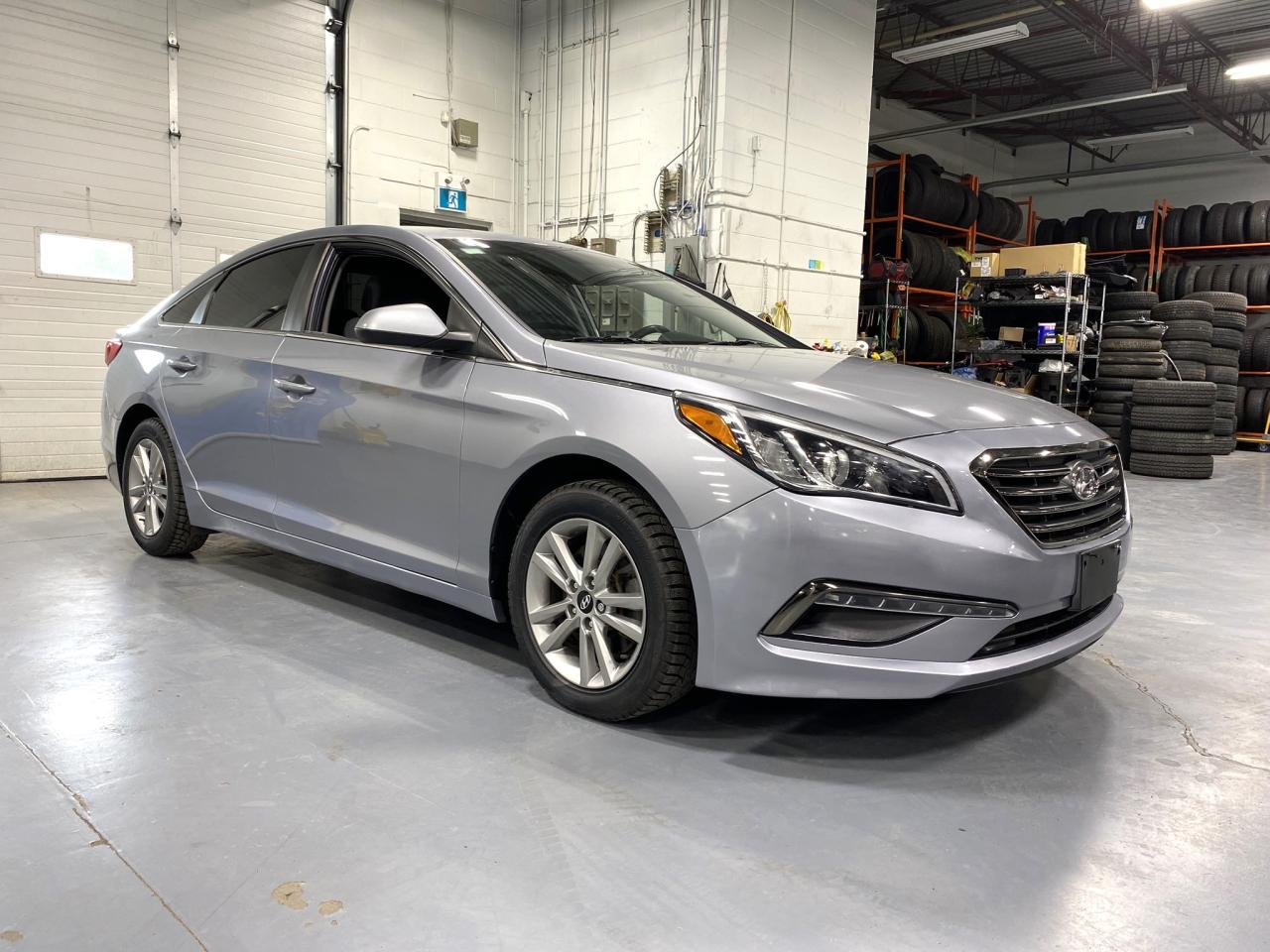 2016 Hyundai Sonata 2.4L GL Photo4