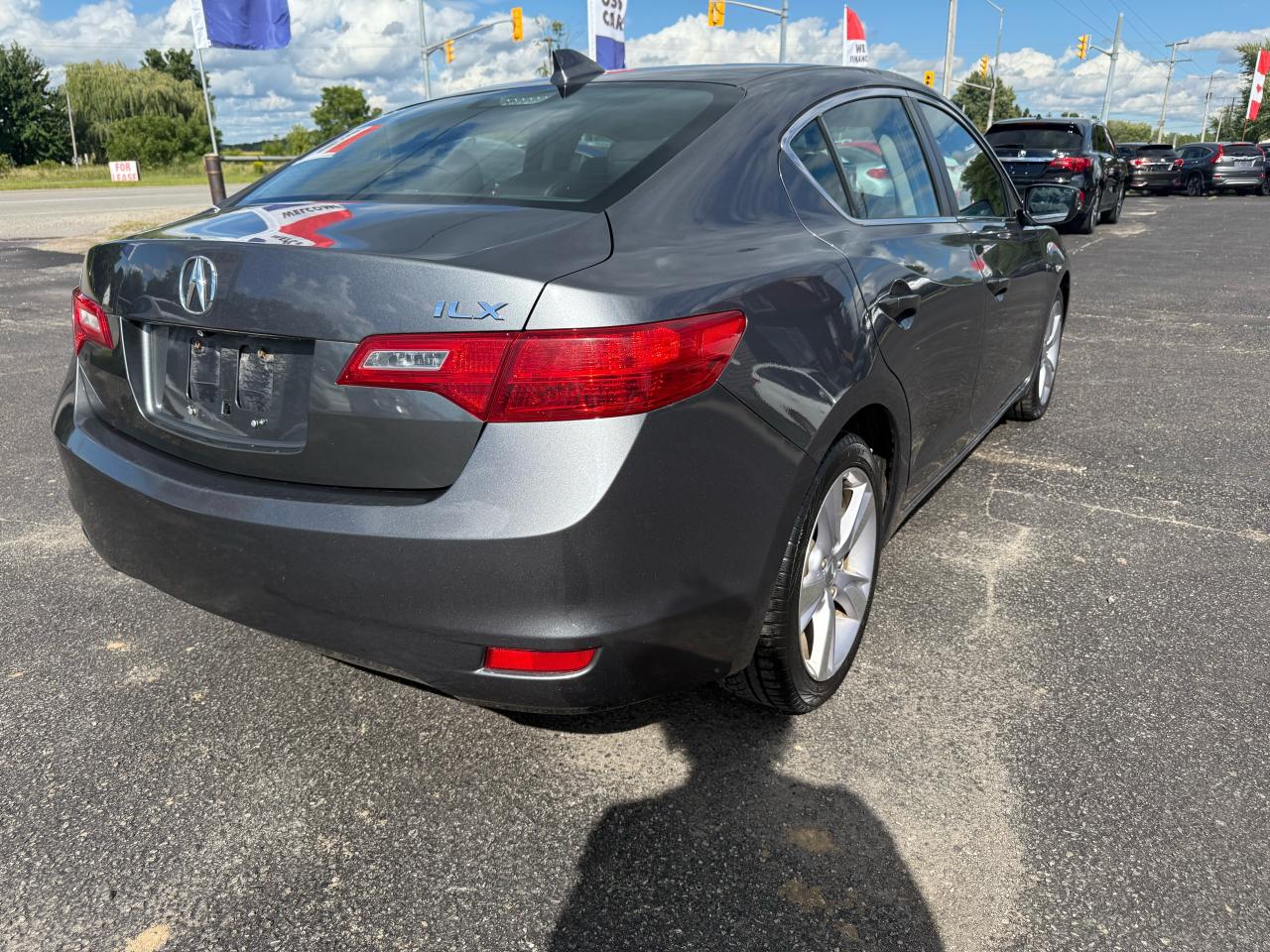 2014 Acura ILX Tech Pkg Photo3