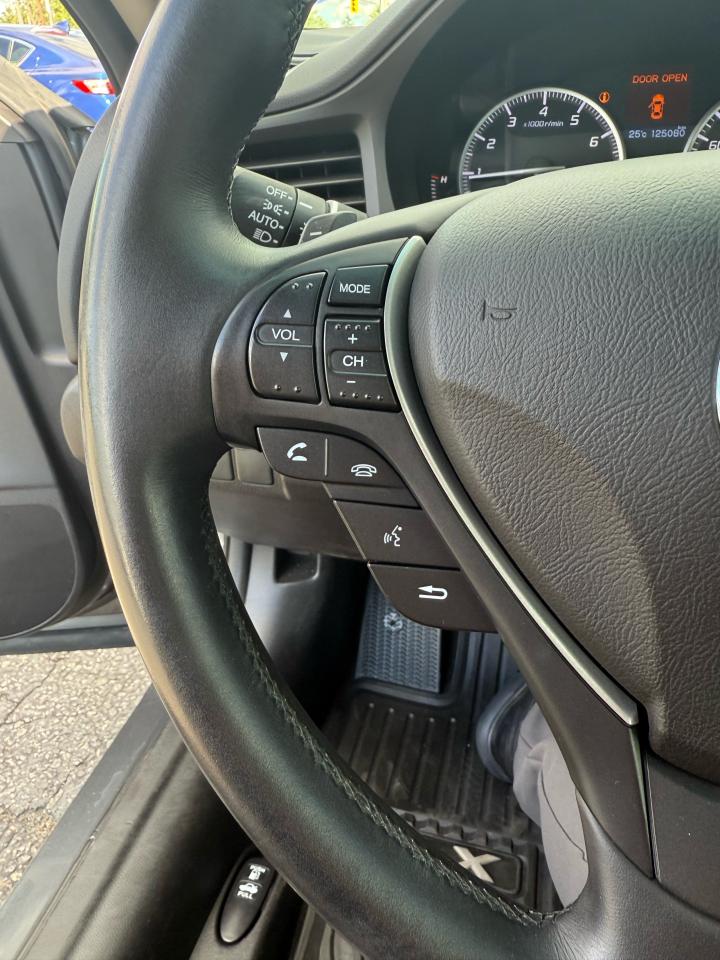 2014 Acura ILX Tech Pkg Photo21
