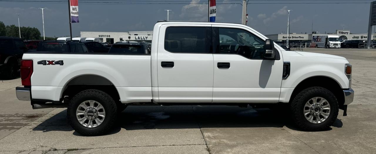 2022 Ford SUPER DUTY F-250 SRW XLT Photo