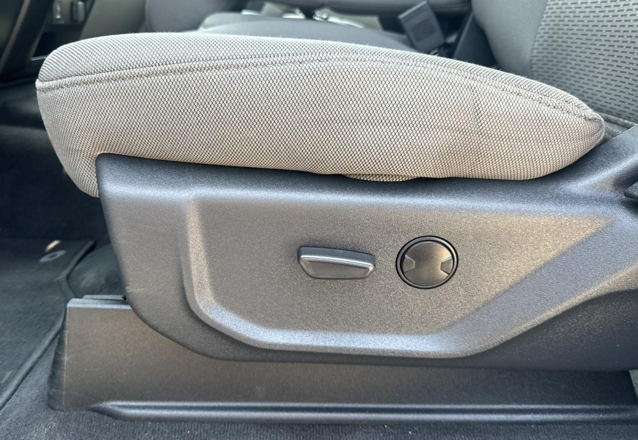 2022 Ford SUPER DUTY F-250 SRW XLT Photo