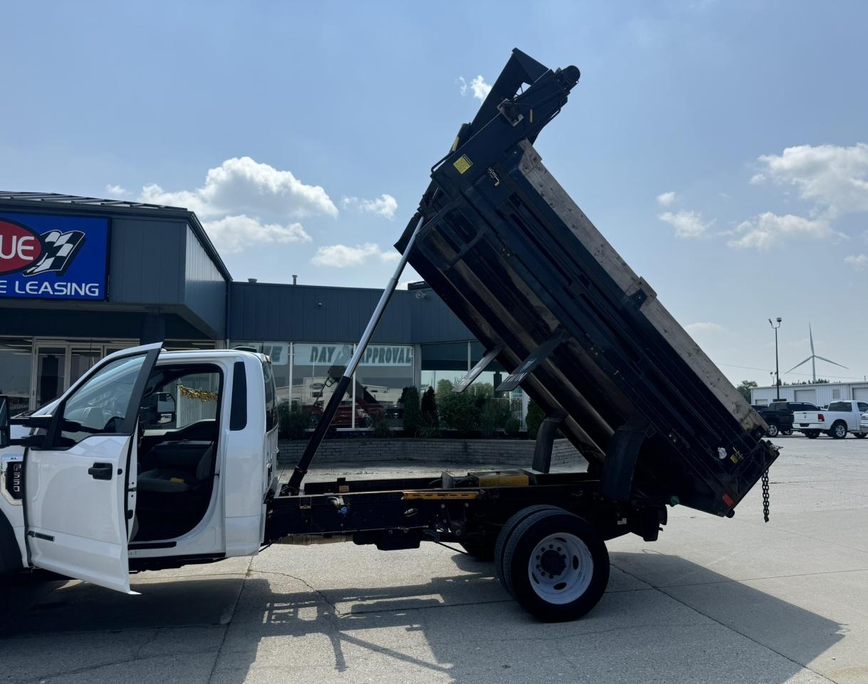 2022 Ford SUPER DUTY F-550 DRW XL Photo
