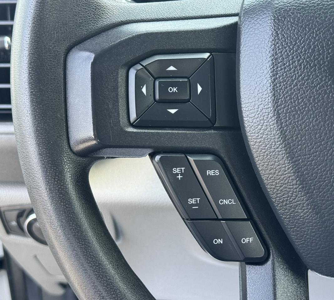 2022 Ford SUPER DUTY F-550 DRW XL Photo