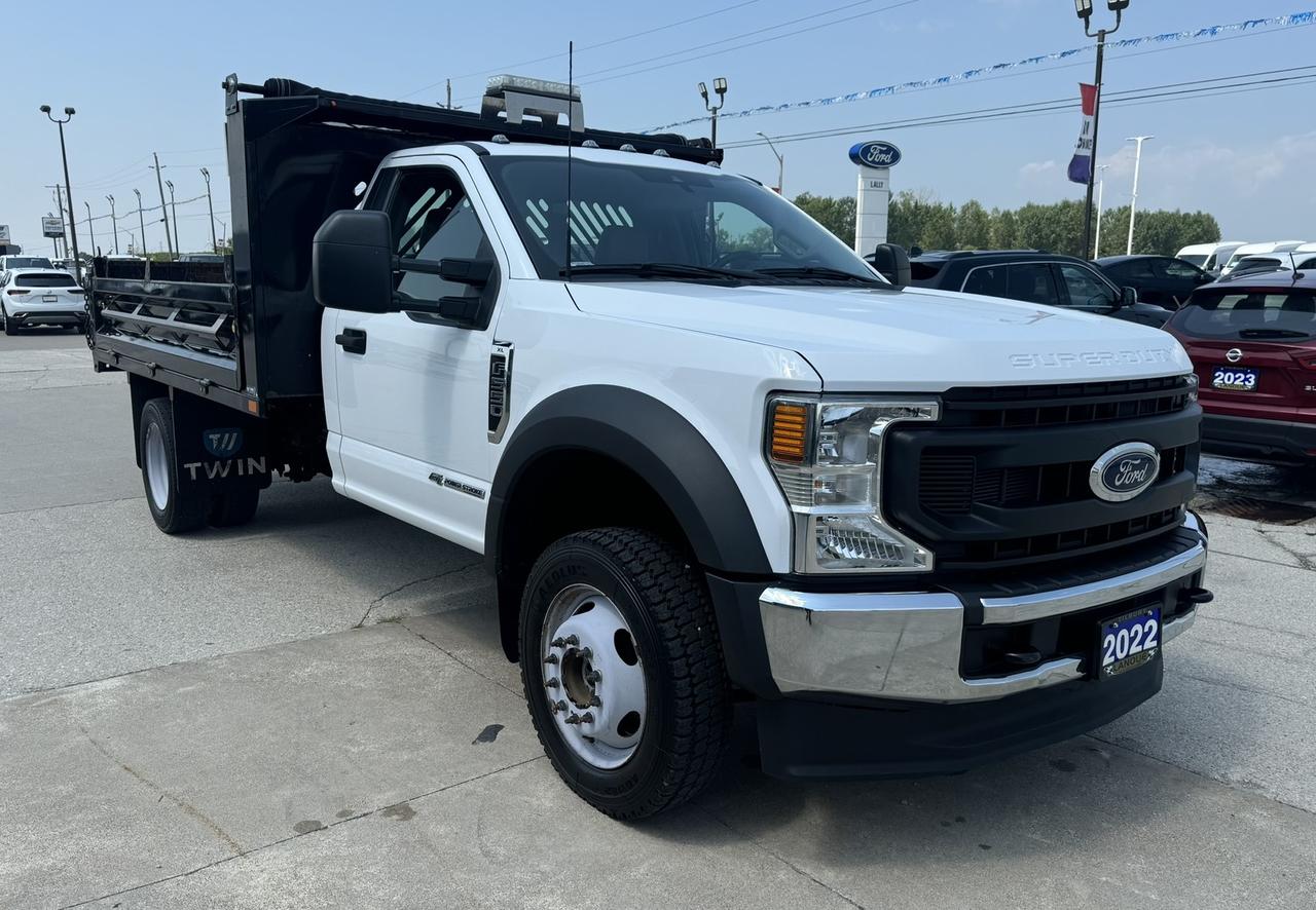 2022 Ford SUPER DUTY F-550 DRW XL Photo