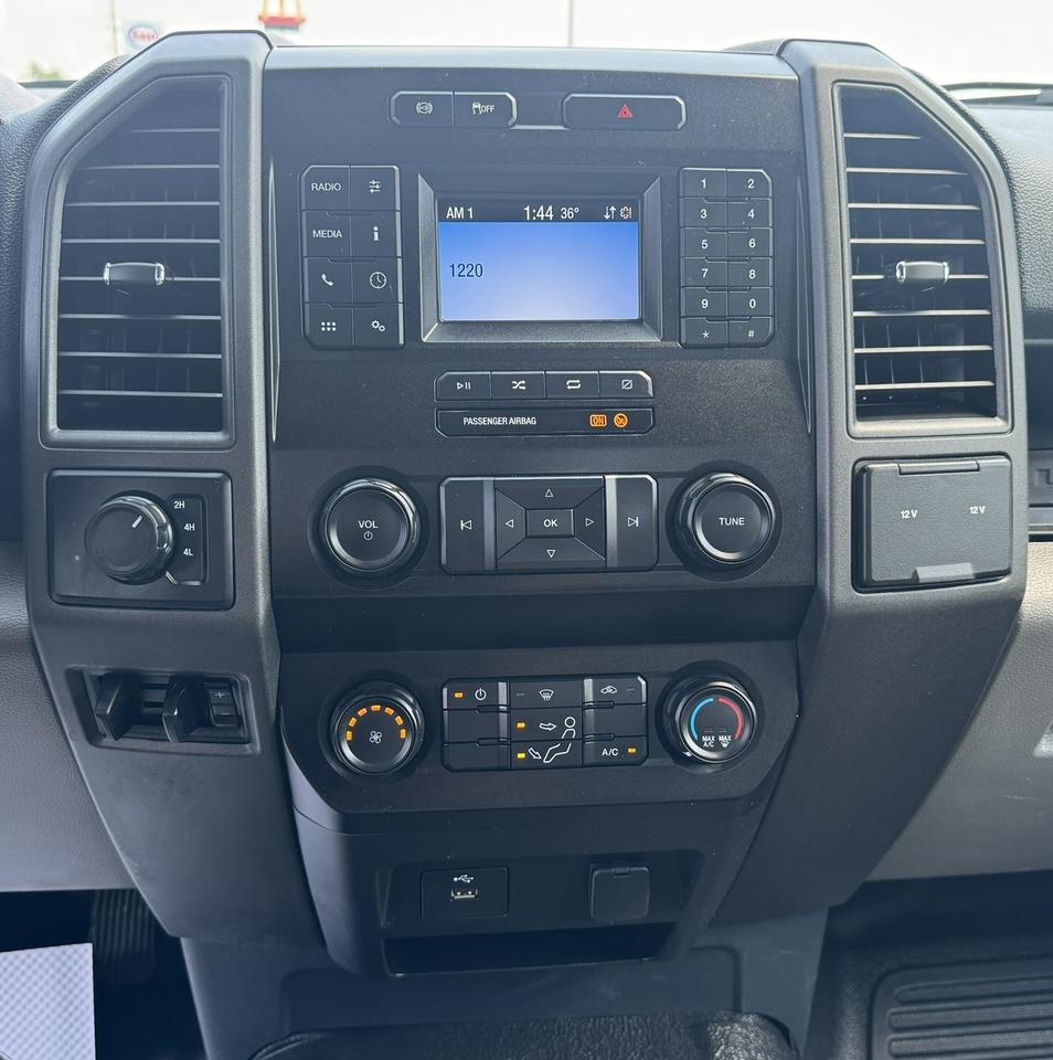 2022 Ford SUPER DUTY F-550 DRW XL Photo