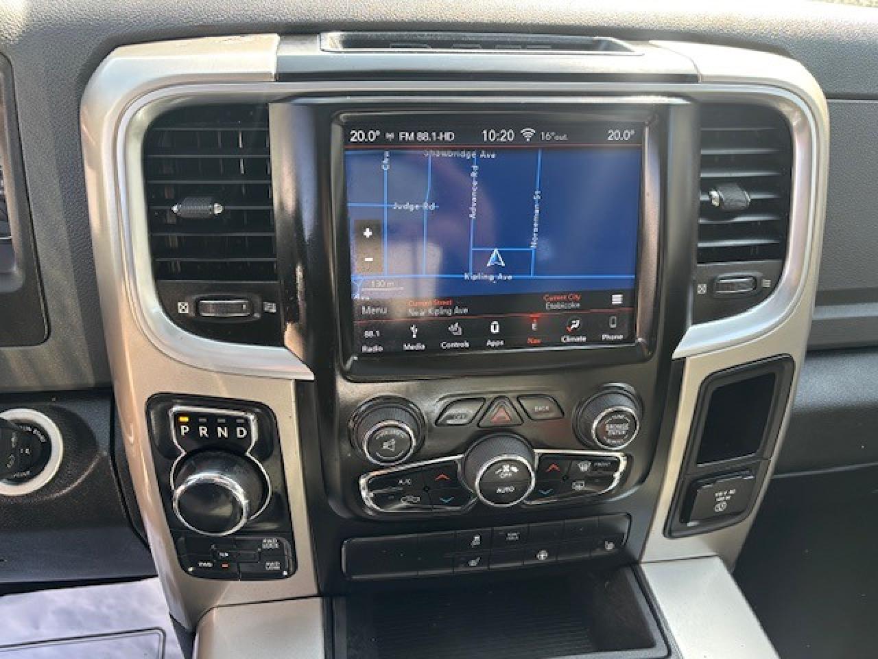 2019 RAM 1500 Classic SLT - Photo #21