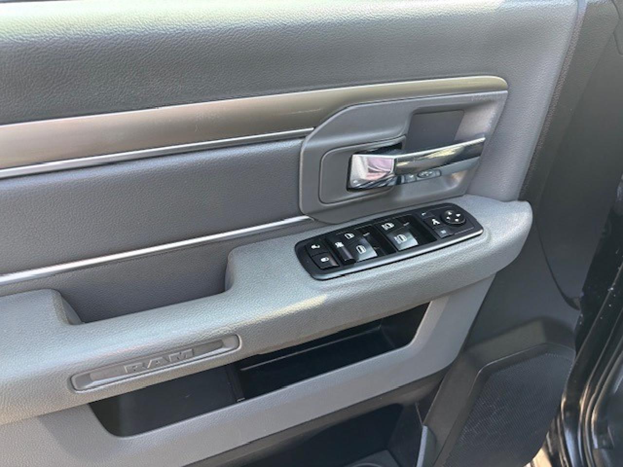 2019 RAM 1500 Classic SLT - Photo #14