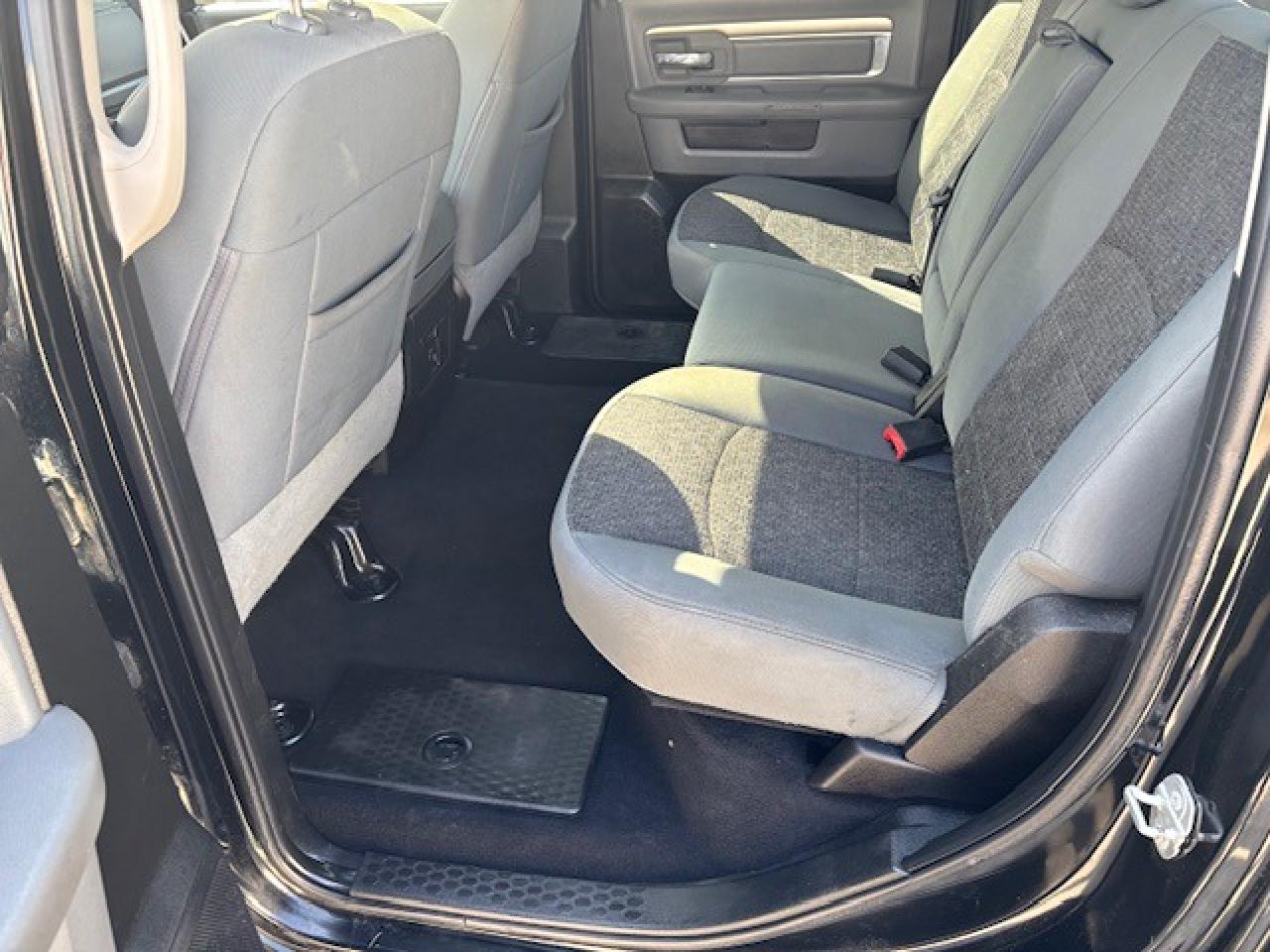 2019 RAM 1500 Classic SLT - Photo #10