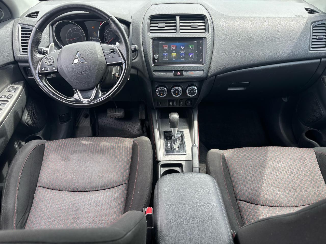 2018 Mitsubishi RVR SE LTD - Photo #16