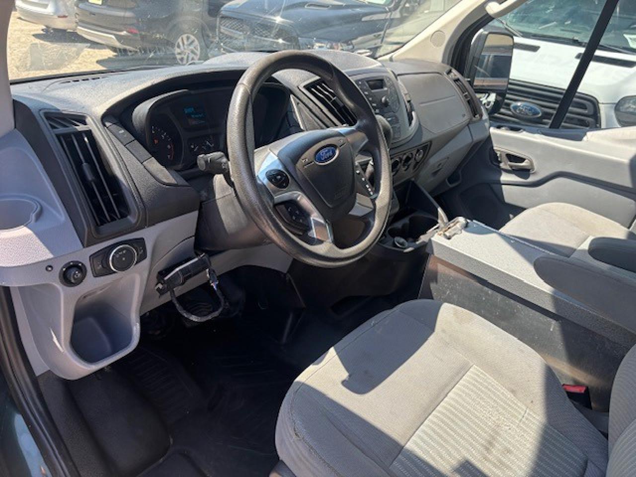 2018 Ford Transit T 350 - Photo #14