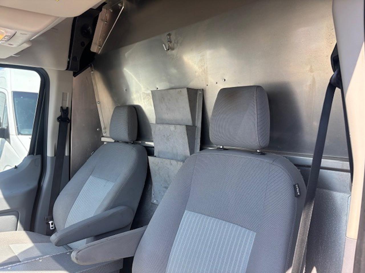 2018 Ford Transit T 350 - Photo #18
