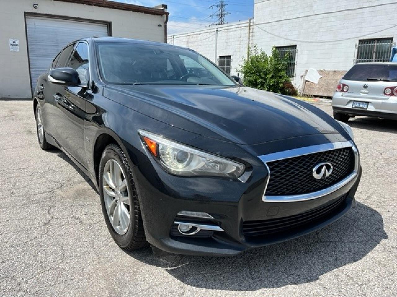 2016 Infiniti Q50 2.0T - Photo #6