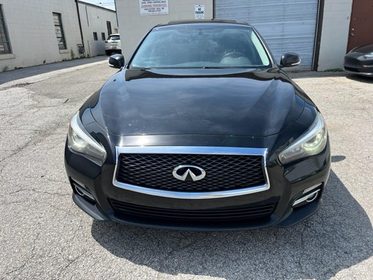 2016 Infiniti Q50 2.0T - Photo #2