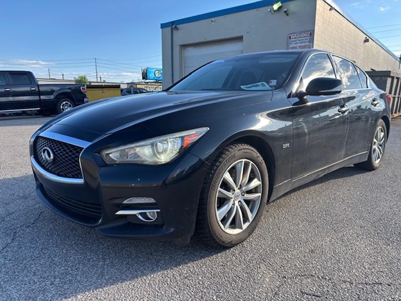 2016 Infiniti Q50 2.0T - Photo #15