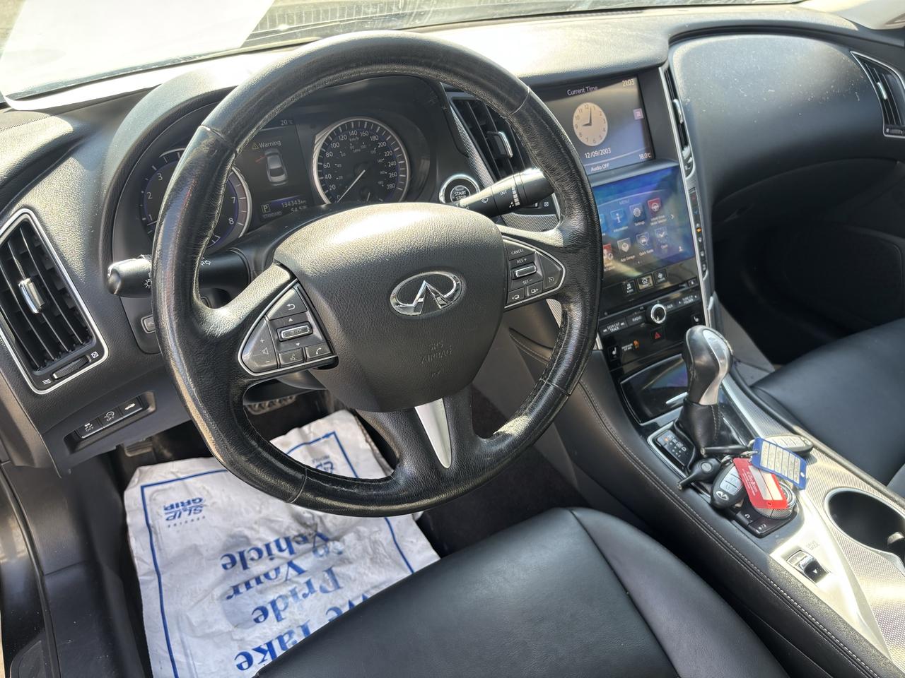 2016 Infiniti Q50 2.0T AWD Photo
