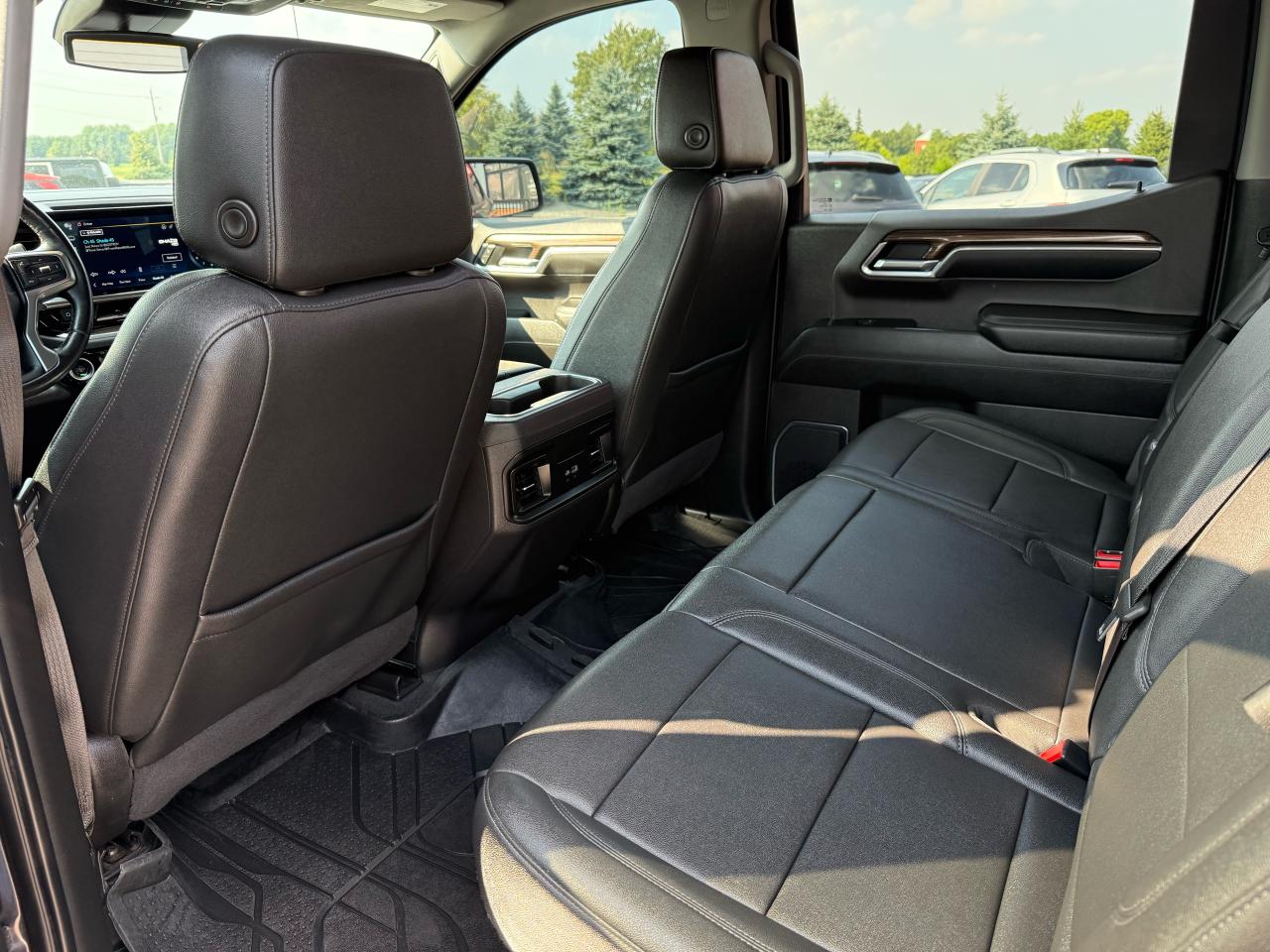 2022 Chevrolet Silverado 1500 RST | Navigation | Backup Camera | Sunroof - Photo #10