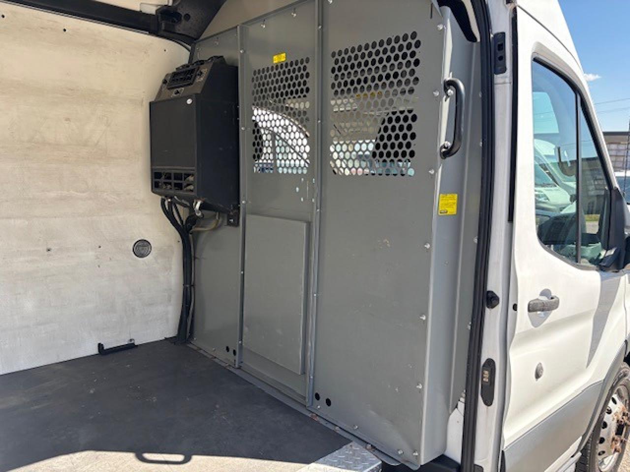 2015 Ford Transit Cargo Van DIESEL - Photo #19